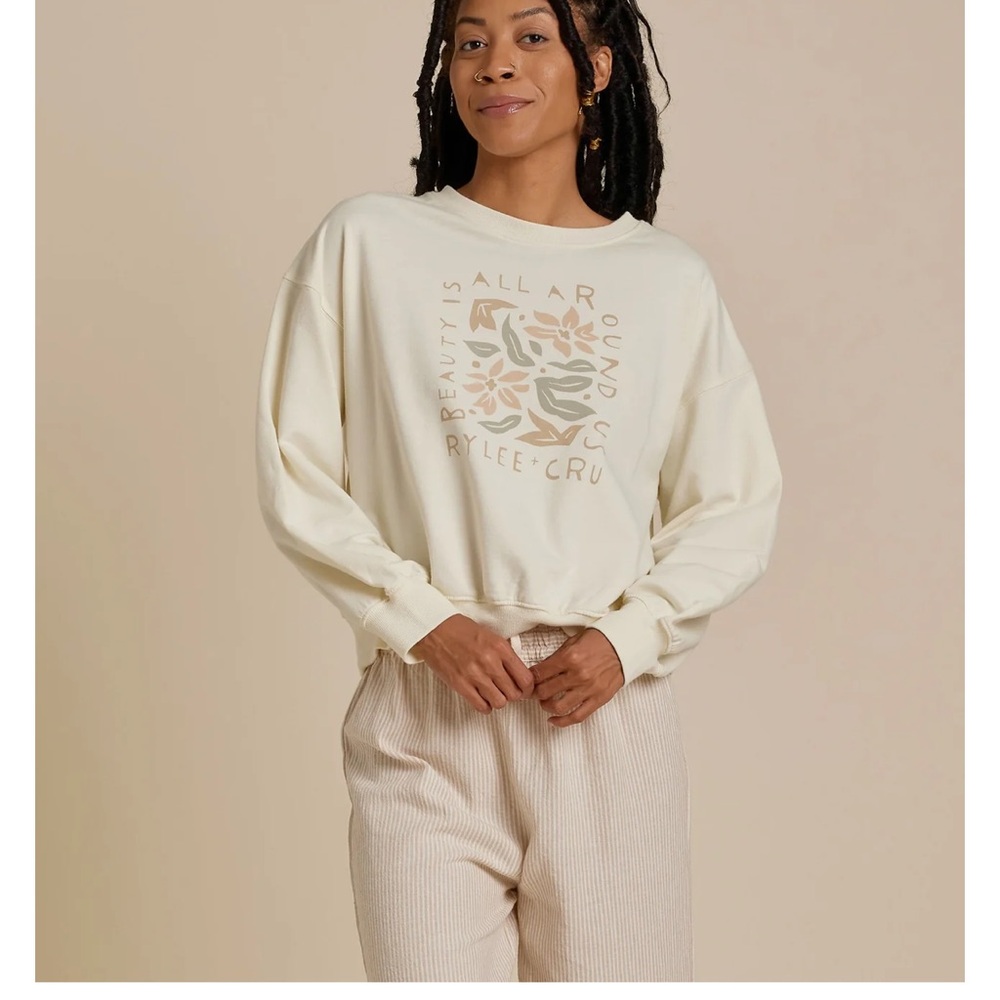 Rylee + Cru Cream Boxy Long Sleeve Sweatshirt